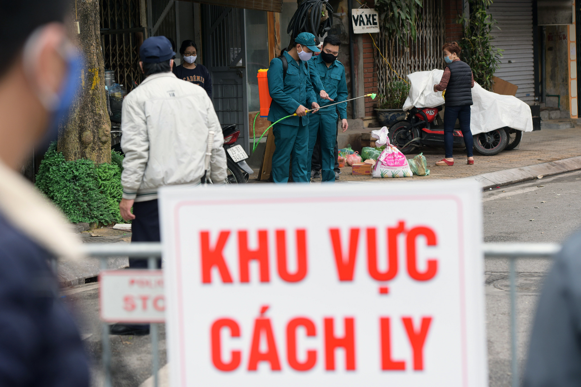 Chuẩn bị thêm cơ sở cách li phòng dịch Covid-19 - Ảnh 1. Chuẩn bị thêm cơ sở cách li phòng dịch Covid-19 - Ảnh 1.