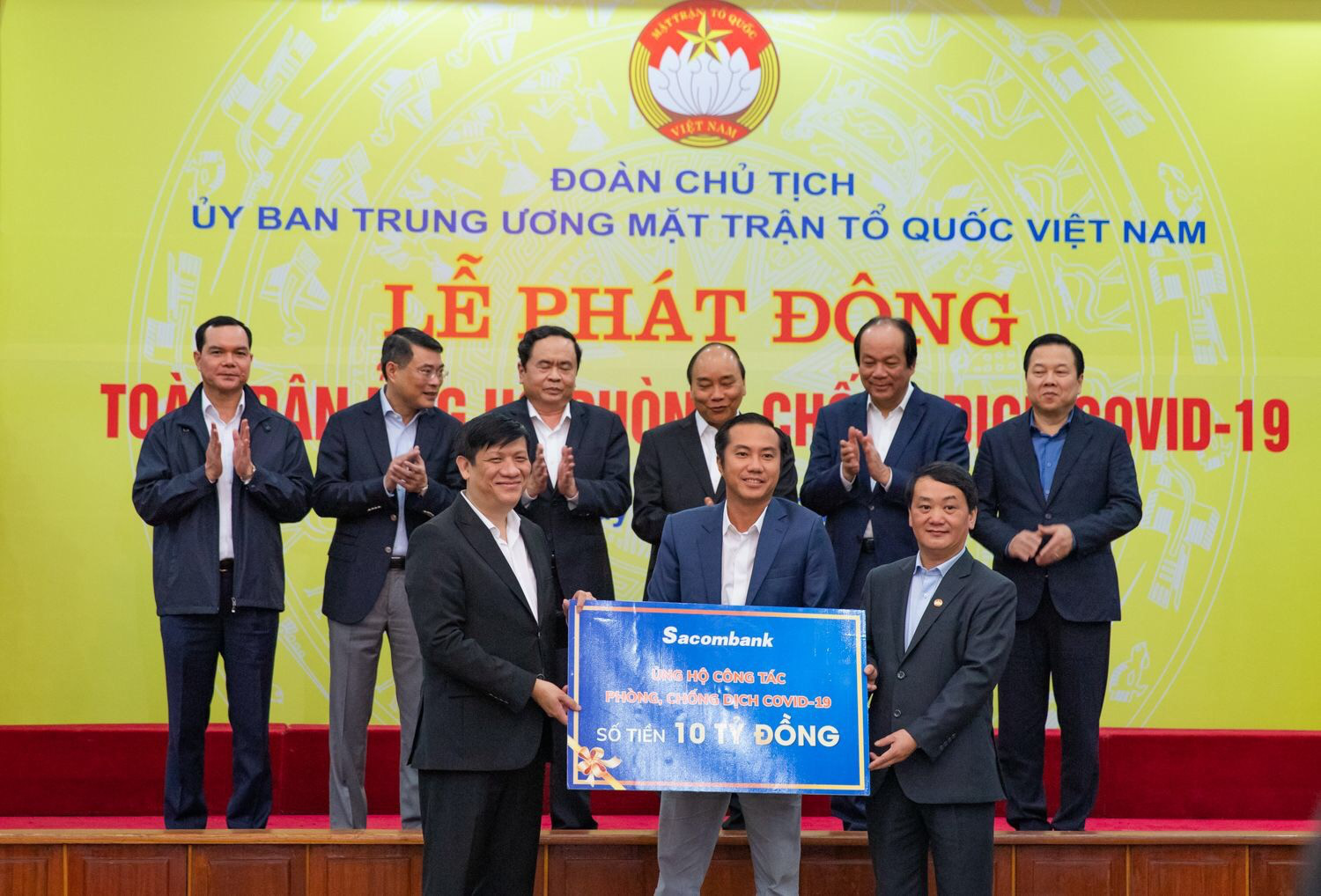 Sacombank góp 10 tỉ đồng chung tay cùng Chính phủ đẩy lùi dịch Covid - 19 - Ảnh 1. Sacombank góp 10 tỉ đồng chung tay cùng Chính phủ đẩy lùi dịch Covid - 19 - Ảnh 1.