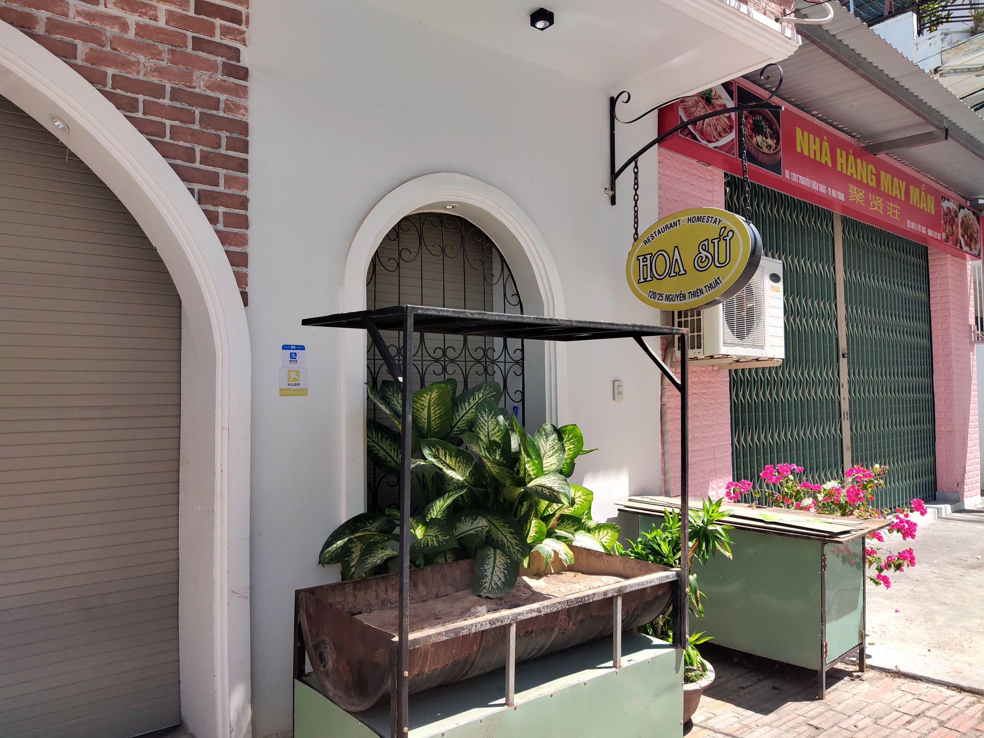 Nha Trang: Hàng loạt khách sạn rao bán, tạm ngừng hoạt động vì Covid-19 - Ảnh 14. Nha Trang: Hàng loạt khách sạn rao bán, tạm ngừng hoạt động vì Covid-19 - Ảnh 14.