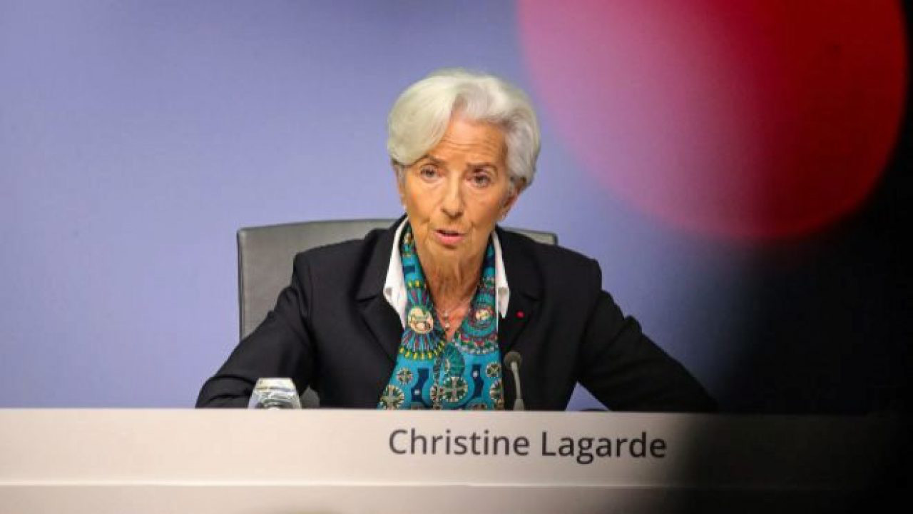 ECB công bố chương trình mua trái phiếu khẩn cấp trị giá 820 tỉ USD - Ảnh 2. ECB công bố chương trình mua trái phiếu khẩn cấp trị giá 820 tỉ USD - Ảnh 2.