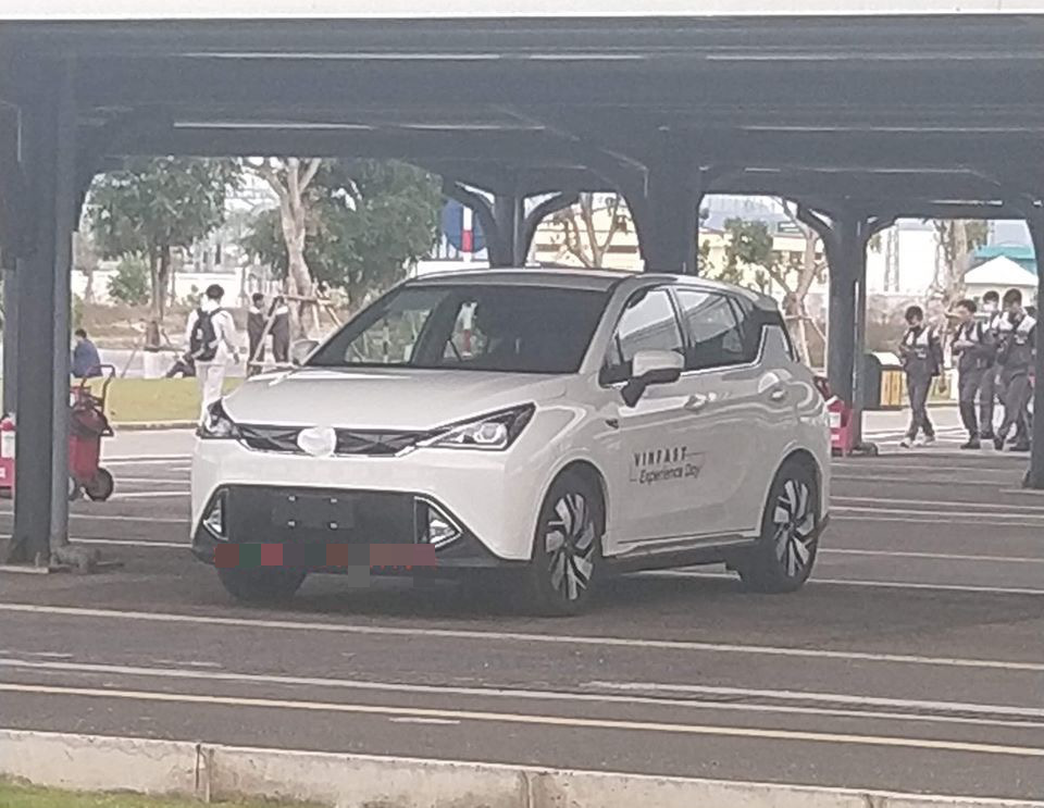 Lộ diện mẫu ô tô điện VinFast đầu tiên tại Việt Nam? - Ảnh 1. Lộ diện mẫu ô tô điện VinFast đầu tiên tại Việt Nam? - Ảnh 1.