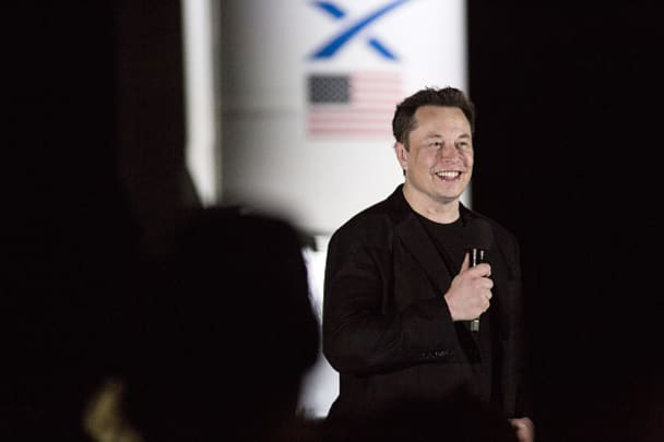 Tỉ phú Elon Musk: Kinh tế Trung Quốc sẽ vượt Mỹ khoảng 2 đến 3 lần - Ảnh 1. Tỉ phú Elon Musk: Kinh tế Trung Quốc sẽ vượt Mỹ khoảng 2 đến 3 lần - Ảnh 1.