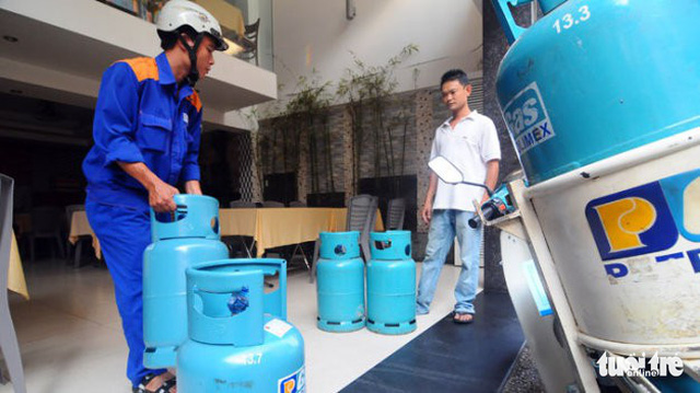 Giá gas tiếp tục giảm mạnh thêm 22.000 đồng/bình - Ảnh 1. Giá gas tiếp tục giảm mạnh thêm 22.000 đồng/bình - Ảnh 1.
