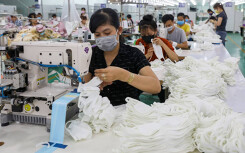 Sản xuất khẩu trang vải kháng khuẩn