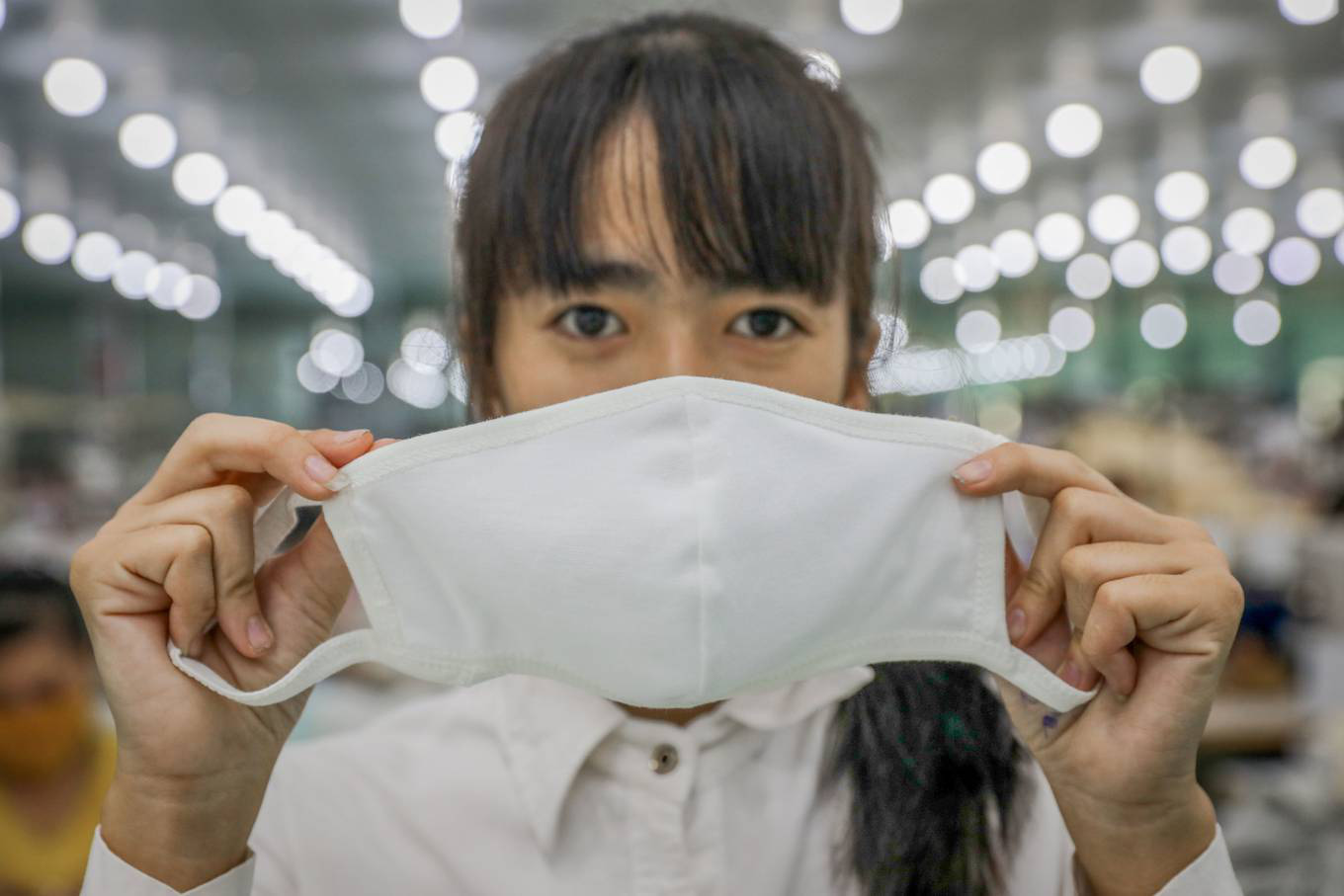 Sản xuất khẩu trang vải kháng khuẩn - Ảnh 8. Sản xuất khẩu trang vải kháng khuẩn - Ảnh 8.