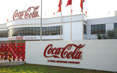 Coca-Cola tuyên bố dừng quảng cáo 1 tháng, dành 7 tỉ đồng đóng góp chống dịch Covid-19
