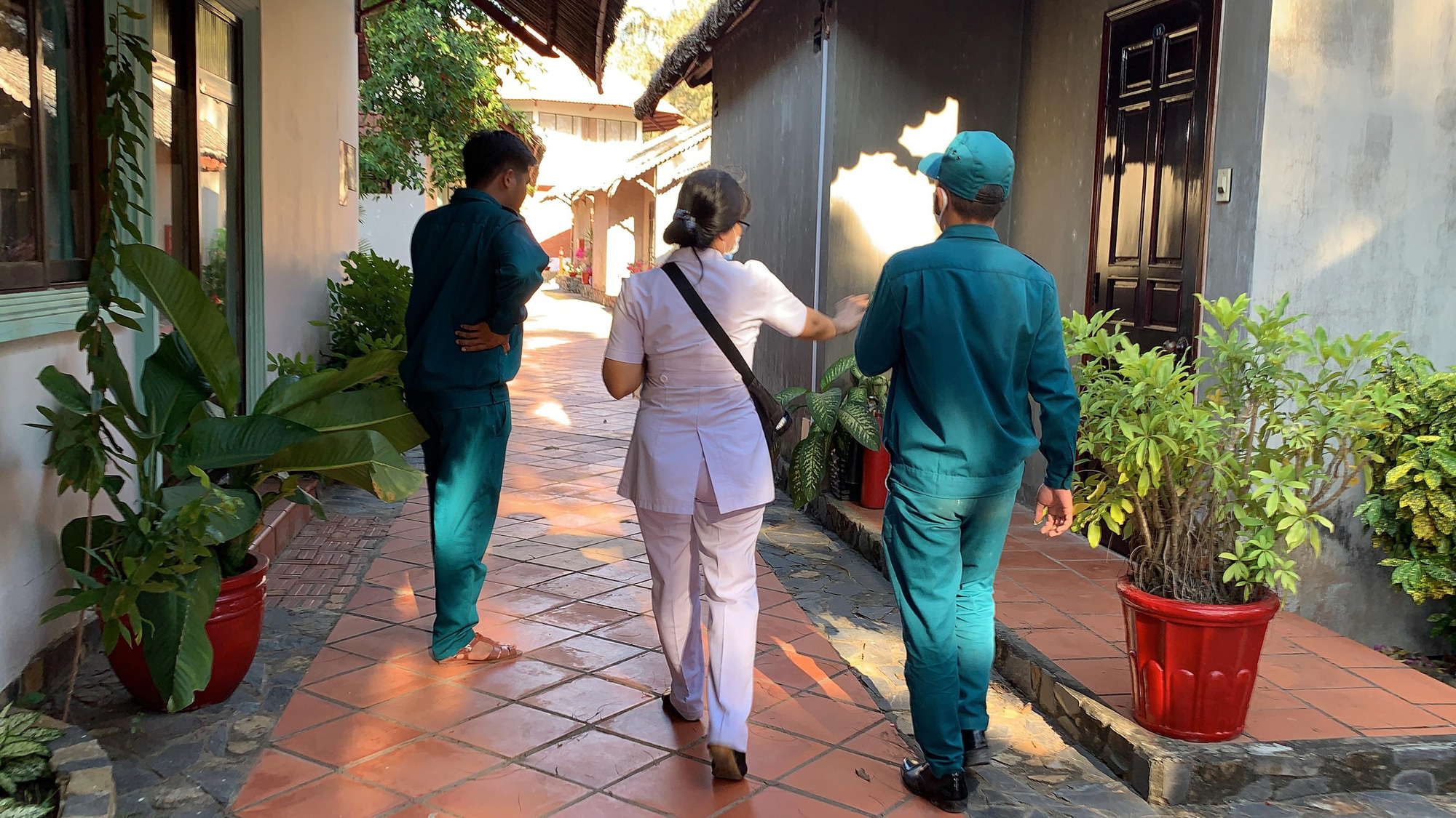 Nhiều người xin được cách li ở resort, khách sạn cao cấp - Ảnh 9.