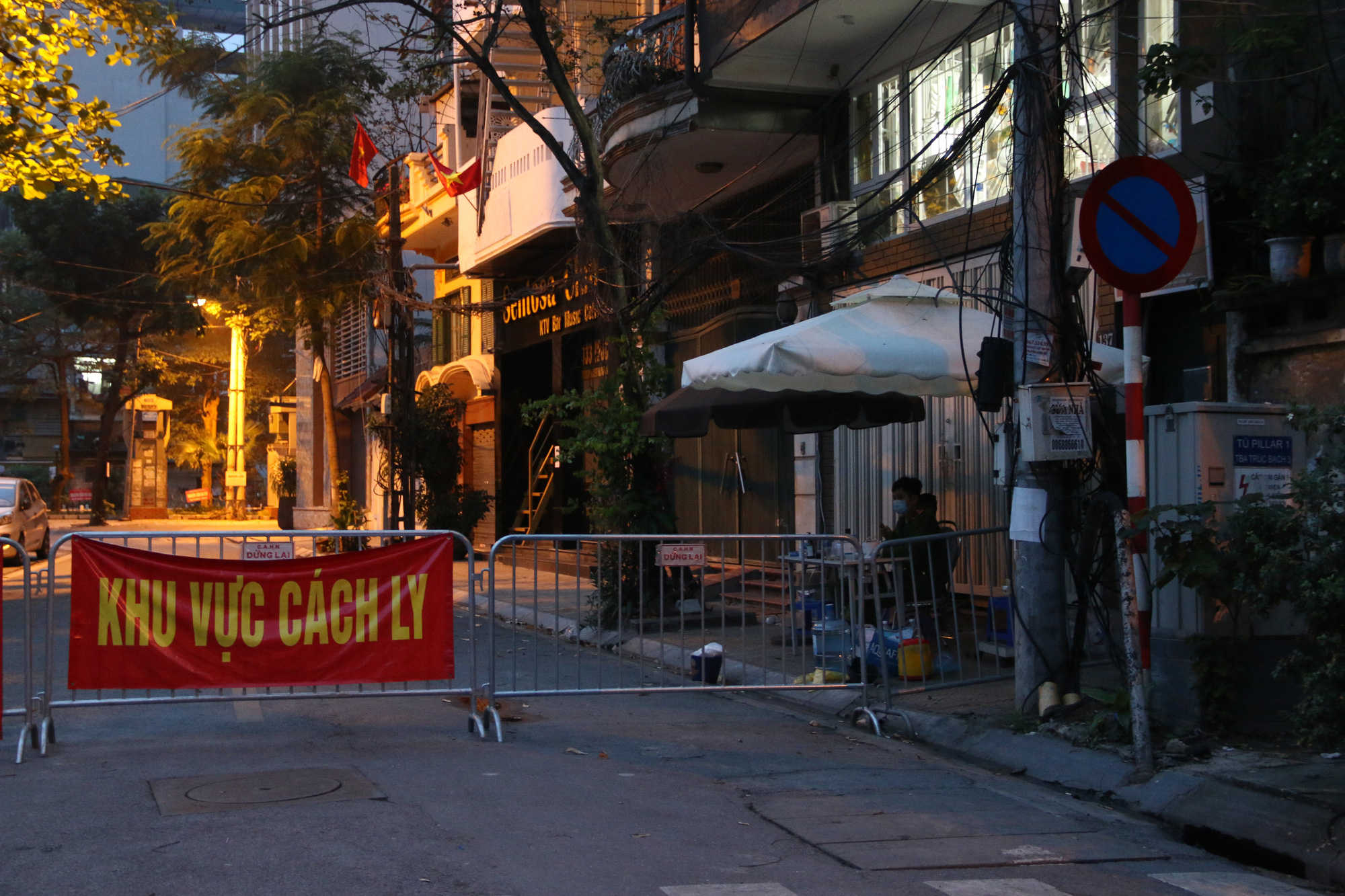 Trúc Bạch tròn 14 ngày cách li - Ảnh 1.