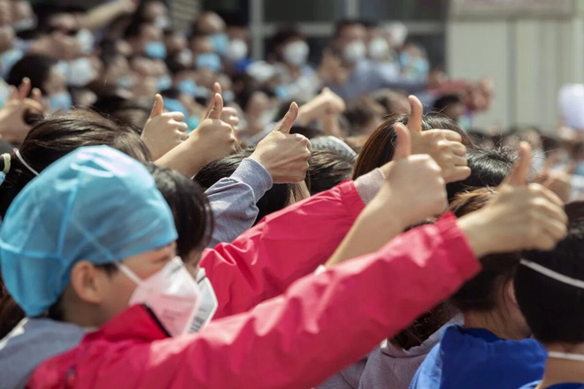 Ba ngày không ca nhiễm mới, Vũ Hán ‘đem lại hi vọng cho thế giới’ - Ảnh 1. Ba ngày không ca nhiễm mới, Vũ Hán ‘đem lại hi vọng cho thế giới’ - Ảnh 1.