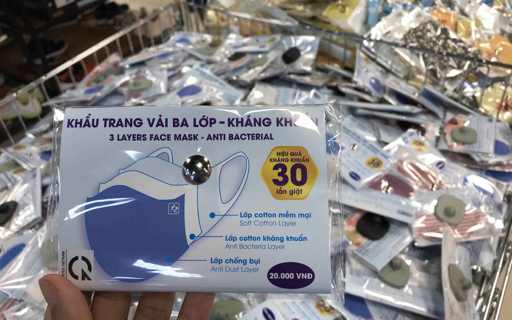 Bộ Công Thương công bố danh sách hơn 1.900 điểm bán khẩu trang trên toàn quốc - Ảnh 1.
