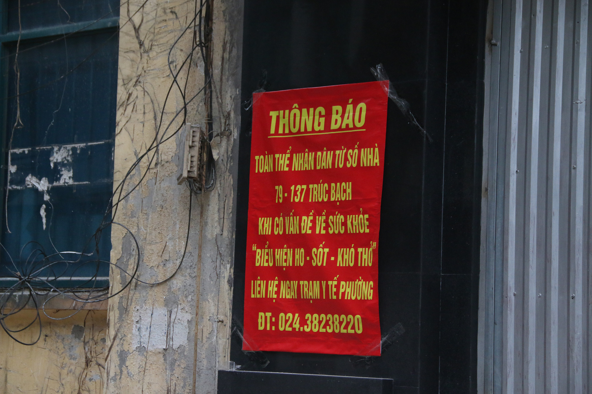 Nhịp sống trên phố Trúc Bạch ngày đầu hết cách li - Ảnh 12. Nhịp sống trên phố Trúc Bạch ngày đầu hết cách li - Ảnh 12.