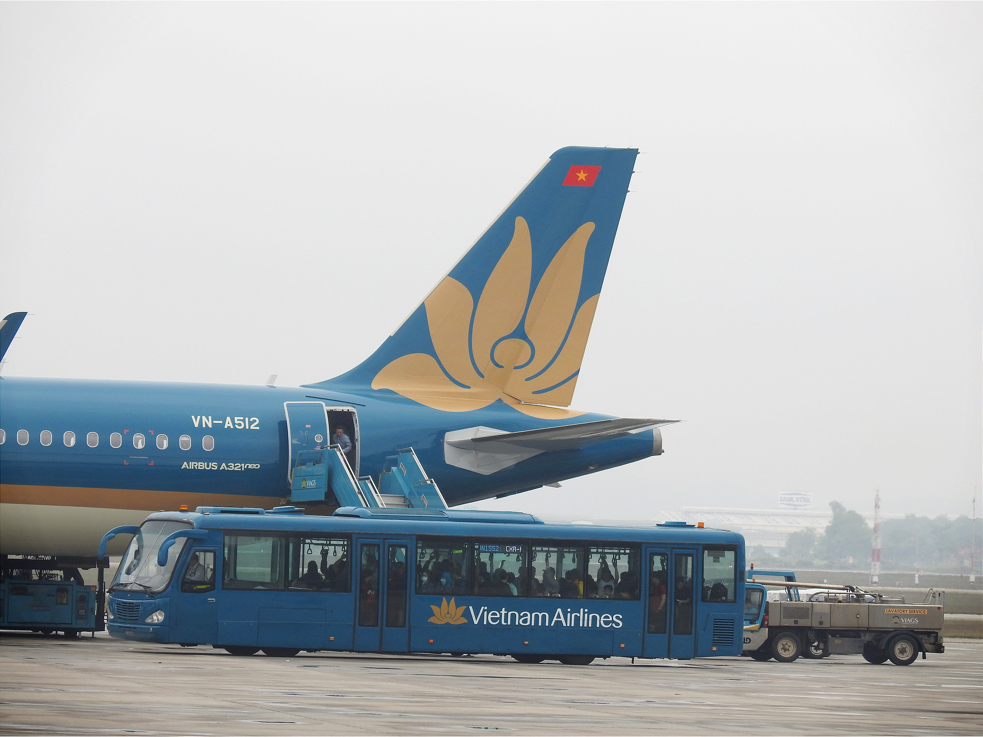 Vietnam Airlines lên tiếng về việc phi công nhiễm COVID-19 - Ảnh 1. Vietnam Airlines lên tiếng về việc phi công nhiễm COVID-19 - Ảnh 1.