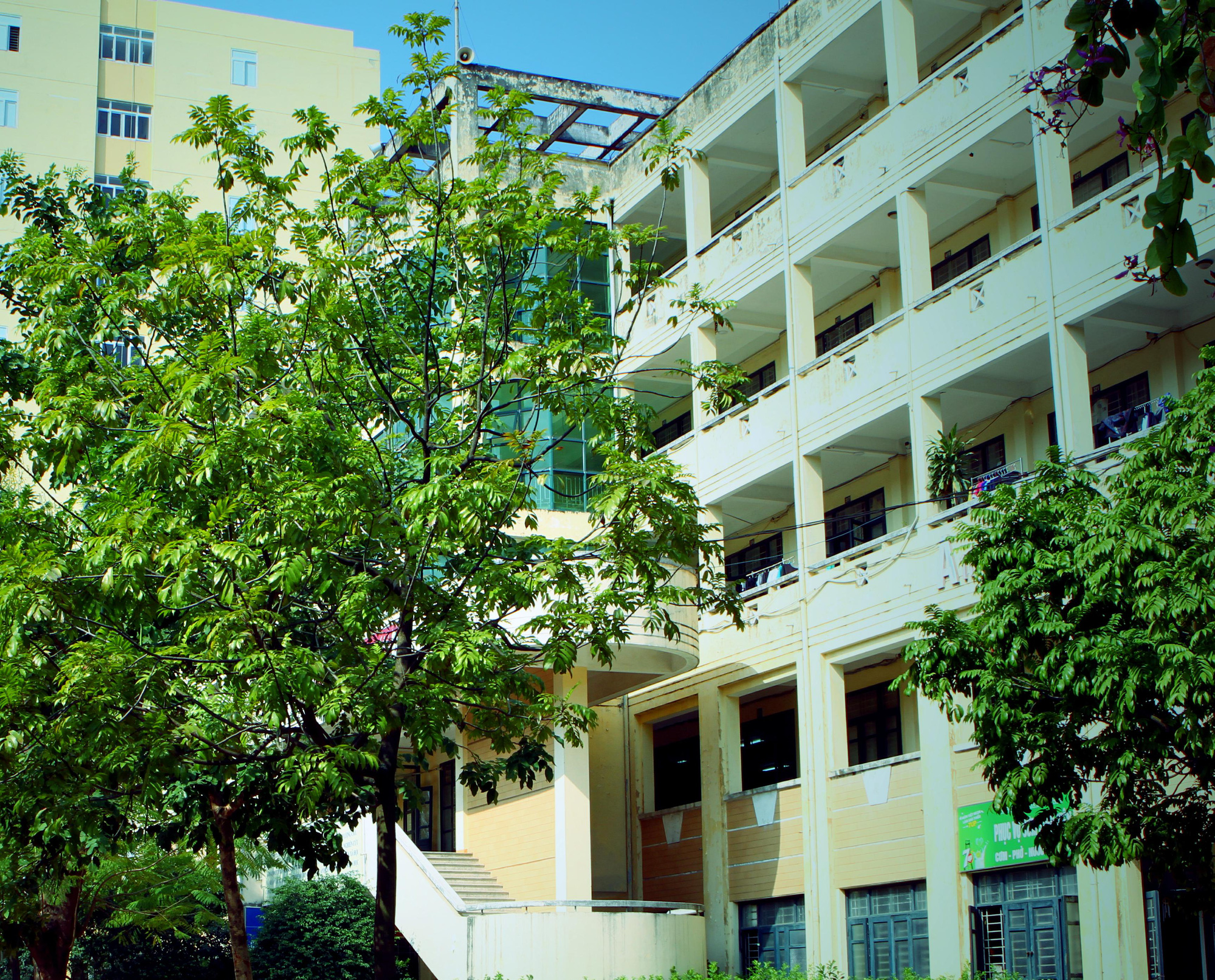 Hà Nội huy động kí túc xá các trường đại học làm khu cách li tập trung - Ảnh 1. Hà Nội huy động kí túc xá các trường đại học làm khu cách li tập trung - Ảnh 1.