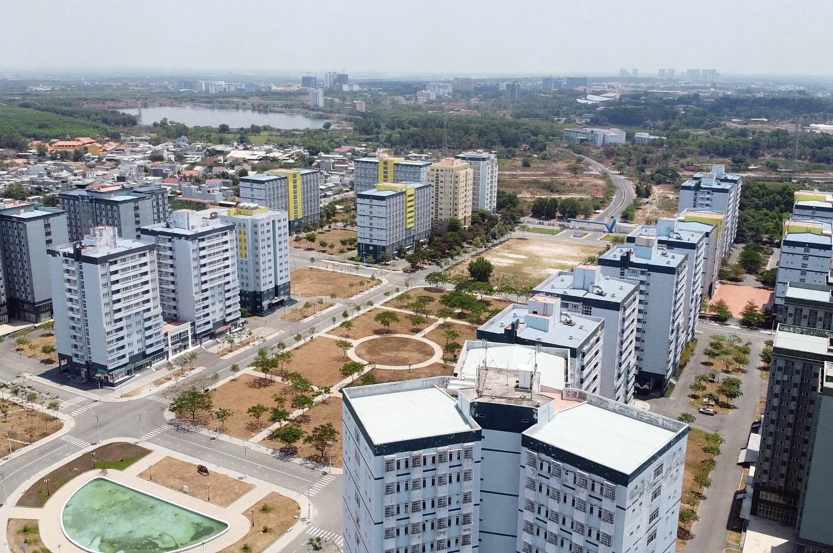 Toàn cảnh khu kí túc xá hiện đại nhất Việt Nam, được TP HCM trưng dụng làm nơi cách li tập trung phòng chống Covid-19 - Ảnh 5. Toàn cảnh khu kí túc xá hiện đại nhất Việt Nam, được TP HCM trưng dụng làm nơi cách li tập trung phòng chống Covid-19 - Ảnh 5.