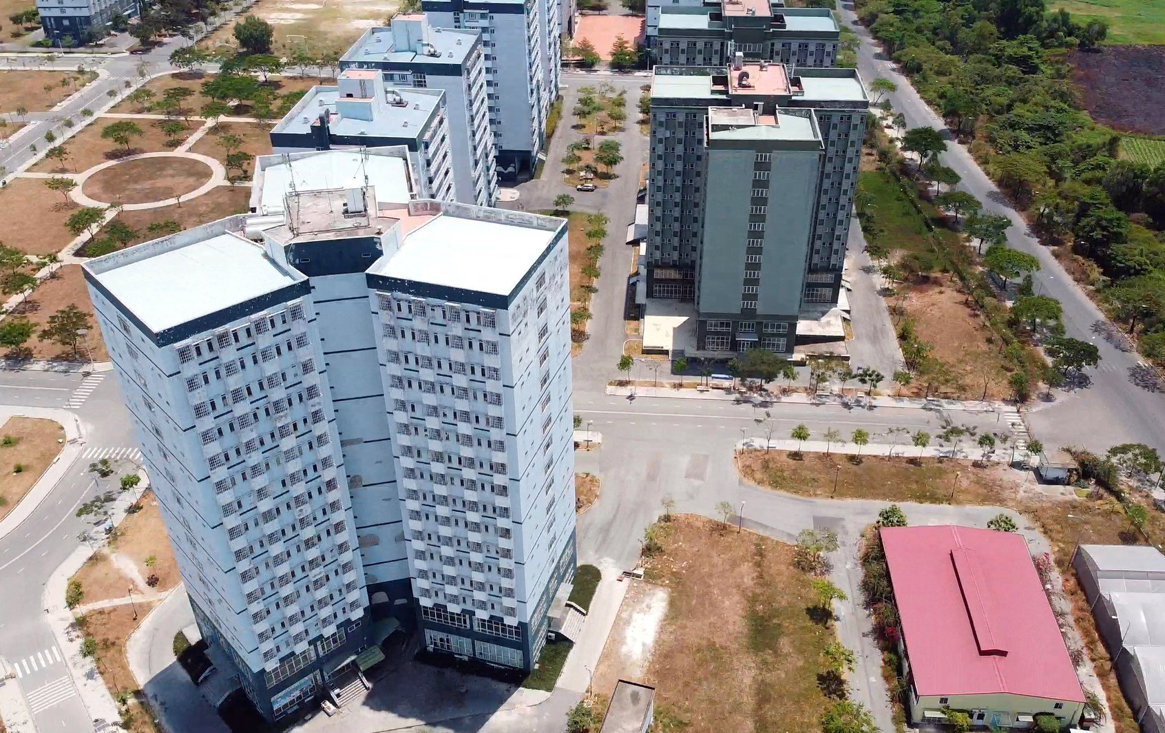 Toàn cảnh khu kí túc xá hiện đại nhất Việt Nam, được TP HCM trưng dụng làm nơi cách li tập trung phòng chống Covid-19 - Ảnh 6. Toàn cảnh khu kí túc xá hiện đại nhất Việt Nam, được TP HCM trưng dụng làm nơi cách li tập trung phòng chống Covid-19 - Ảnh 6.