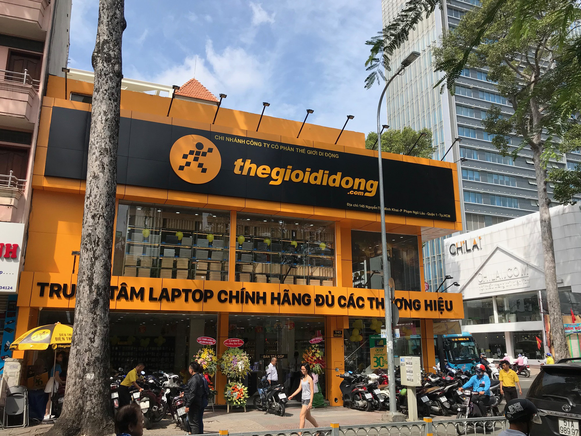 Thế Giới Di Động bán laptop đắt như tôm tươi vì nhu cầu làm việc, học tập trực tuyến mùa dịch Covid-19 - Ảnh 2. Thế Giới Di Động bán laptop đắt như tôm tươi vì nhu cầu làm việc, học tập trực tuyến mùa dịch Covid-19 - Ảnh 2.