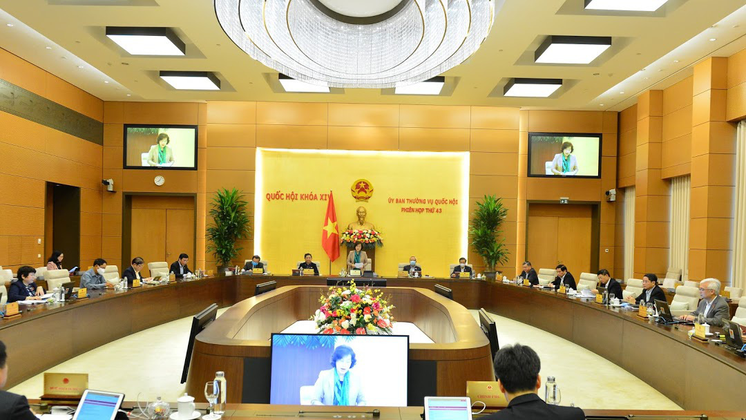 Chủ tịch Quốc hội động viên Phó Thủ tướng 'tranh thủ ngủ một chút' - Ảnh 2. Chủ tịch Quốc hội động viên Phó Thủ tướng 'tranh thủ ngủ một chút' - Ảnh 2.