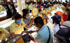 Sáng nay, vàng bất ngờ tăng gần cả triệu, lên 47,4 triệu đồng mỗi lượng