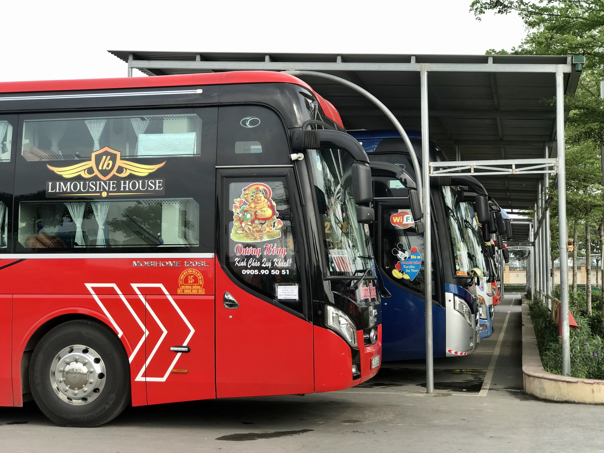 Nghệ An: Nhà xe bình thường chạy 8-10 chuyến một ngày, nay chỉ chạy 2 chuyến vẫn không kín khách - Ảnh 19. Nghệ An: Nhà xe bình thường chạy 8-10 chuyến một ngày, nay chỉ chạy 2 chuyến vẫn không kín khách - Ảnh 19.