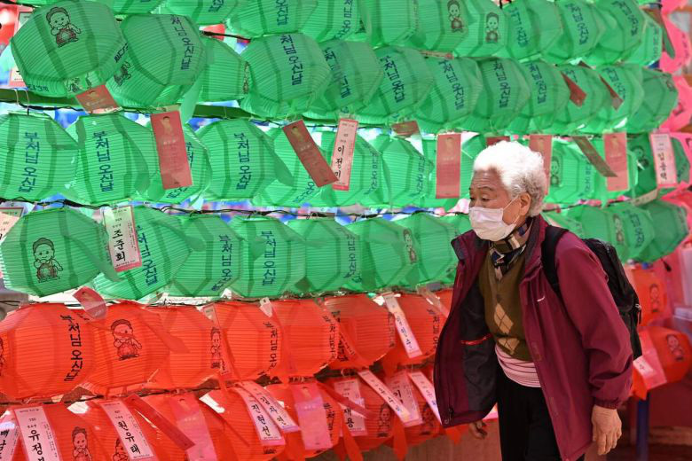 Cập nhật tình hình dịch virus corona ở ASEAN và châu Á ngày 24/3: Thái Lan mở lại cửa khẩu để cho người lao động trở về nhà, Myanmar xác nhận ca Covid-19 đầu tiên - Ảnh 4.