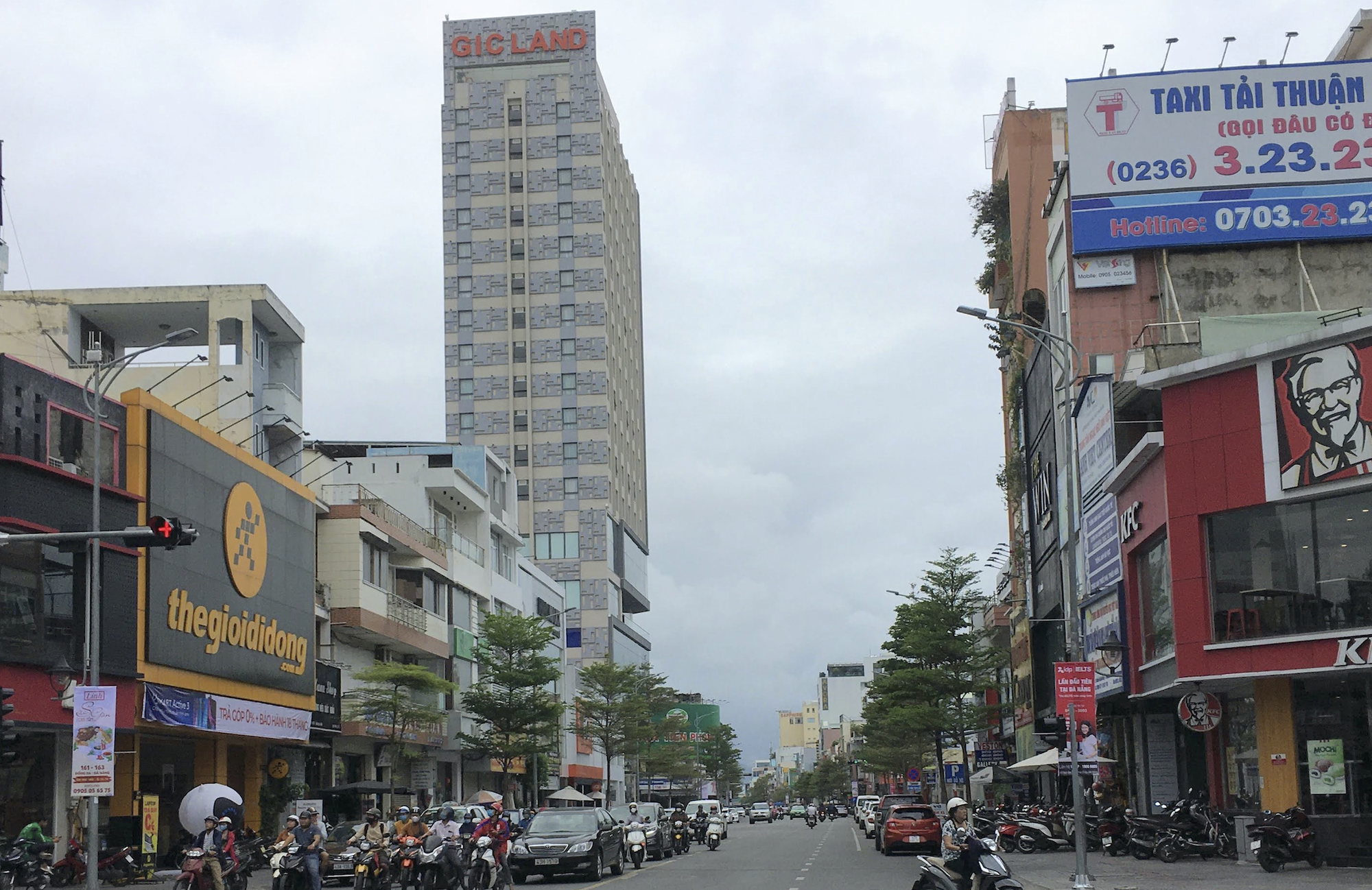 Giá mặt bằng, văn phòng cho thuê ở Đà Nẵng giảm sâu nhưng ít người quan tâm - Ảnh 4. Giá mặt bằng, văn phòng cho thuê ở Đà Nẵng giảm sâu nhưng ít người quan tâm - Ảnh 4.