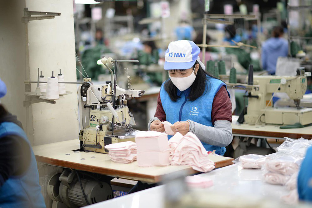 Dệt may thiệt hại 5.000 tỉ đồng, nhiều doanh nghiệp dự báo mất thanh khoản vào tháng 4 - Ảnh 1. Dệt may thiệt hại 5.000 tỉ đồng, nhiều doanh nghiệp dự báo mất thanh khoản vào tháng 4 - Ảnh 1.
