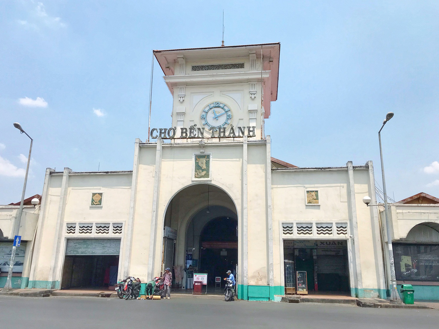 Các điểm du lịch tại TP.HCM vắng hoàn toàn sau quyết định dừng nhập cảnh người nước ngoài vào Việt Nam - Ảnh 4. Các điểm du lịch tại TP.HCM vắng hoàn toàn sau quyết định dừng nhập cảnh người nước ngoài vào Việt Nam - Ảnh 4.