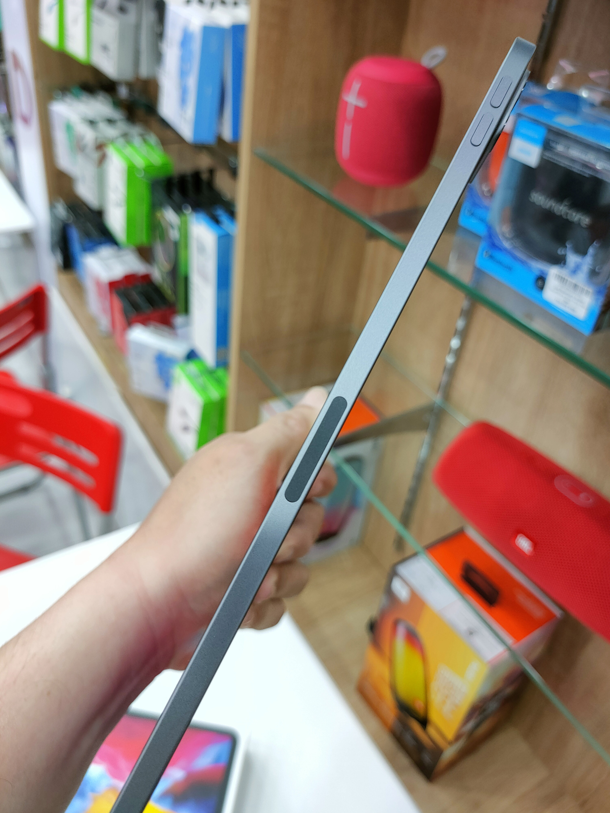 Trên tay nhanh iPad Pro 2020 vừa mới về Việt Nam - Ảnh 4.