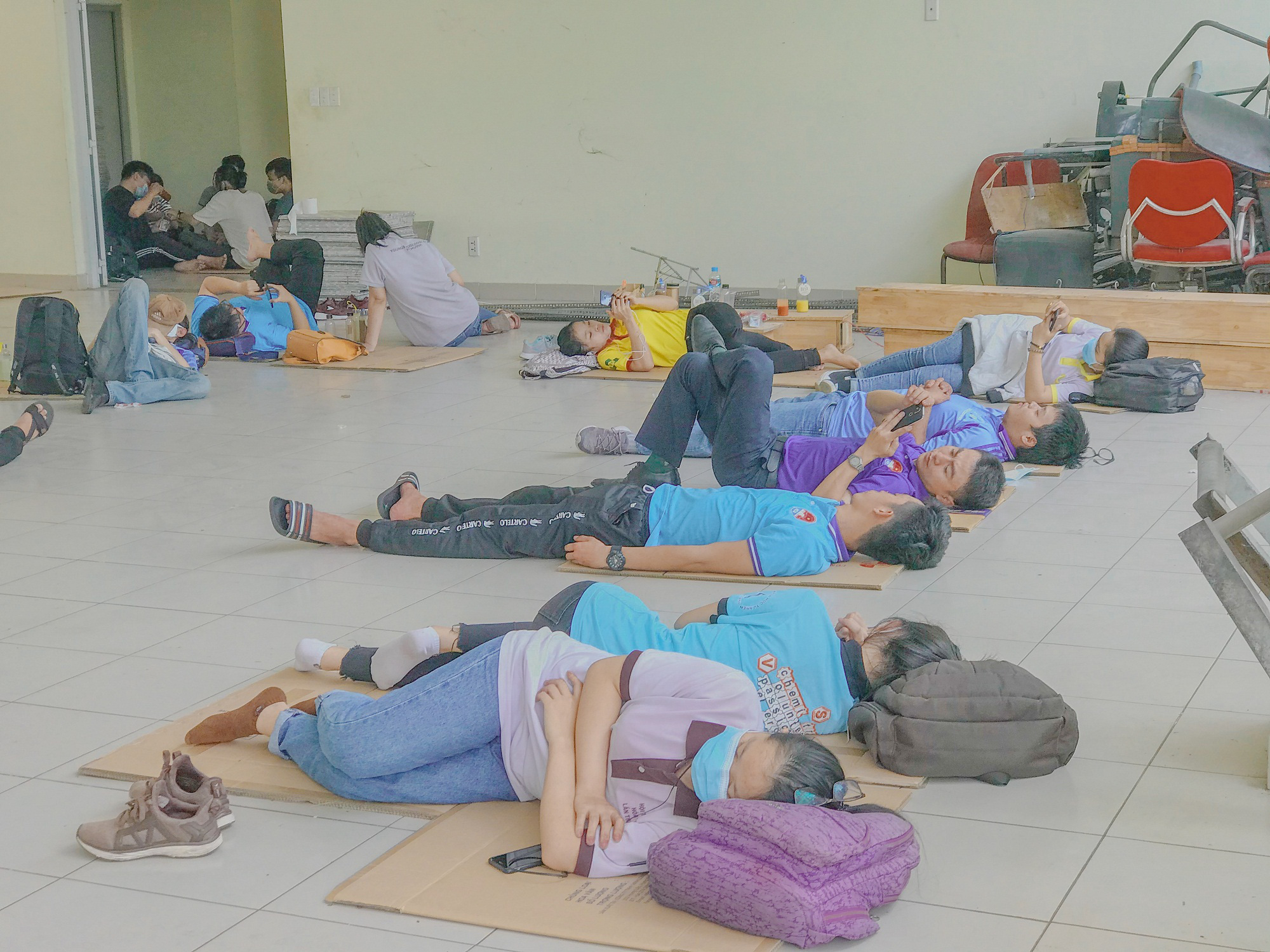 Nhật ký tình nguyện mùa Covid 19 - những người thầm lặng chẳng mong được tôn vinh - Ảnh 17. Nhật ký tình nguyện mùa Covid 19 - những người thầm lặng chẳng mong được tôn vinh - Ảnh 17.