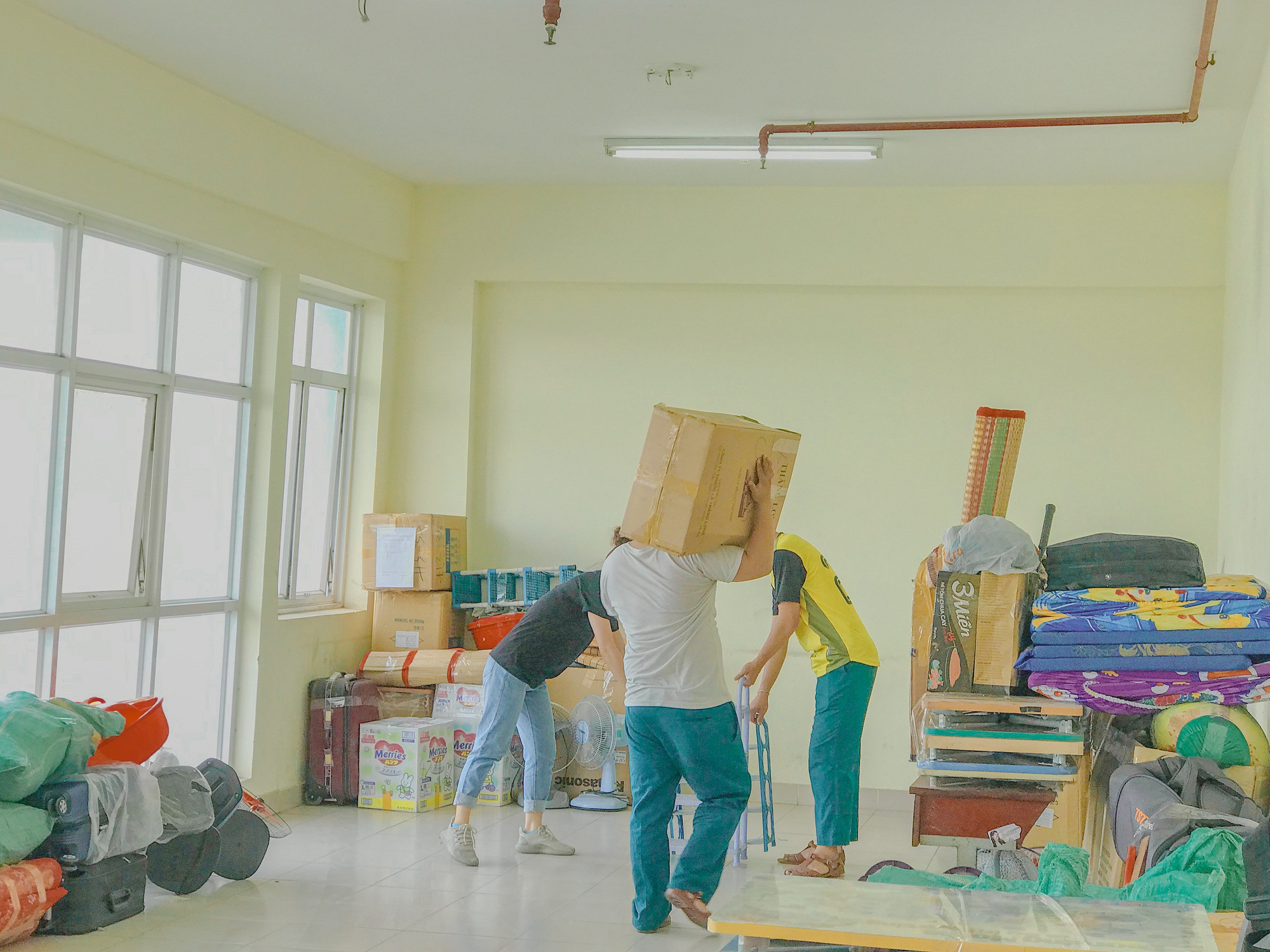 Nhật ký tình nguyện mùa Covid 19 - những người thầm lặng chẳng mong được tôn vinh - Ảnh 12. Nhật ký tình nguyện mùa Covid 19 - những người thầm lặng chẳng mong được tôn vinh - Ảnh 12.