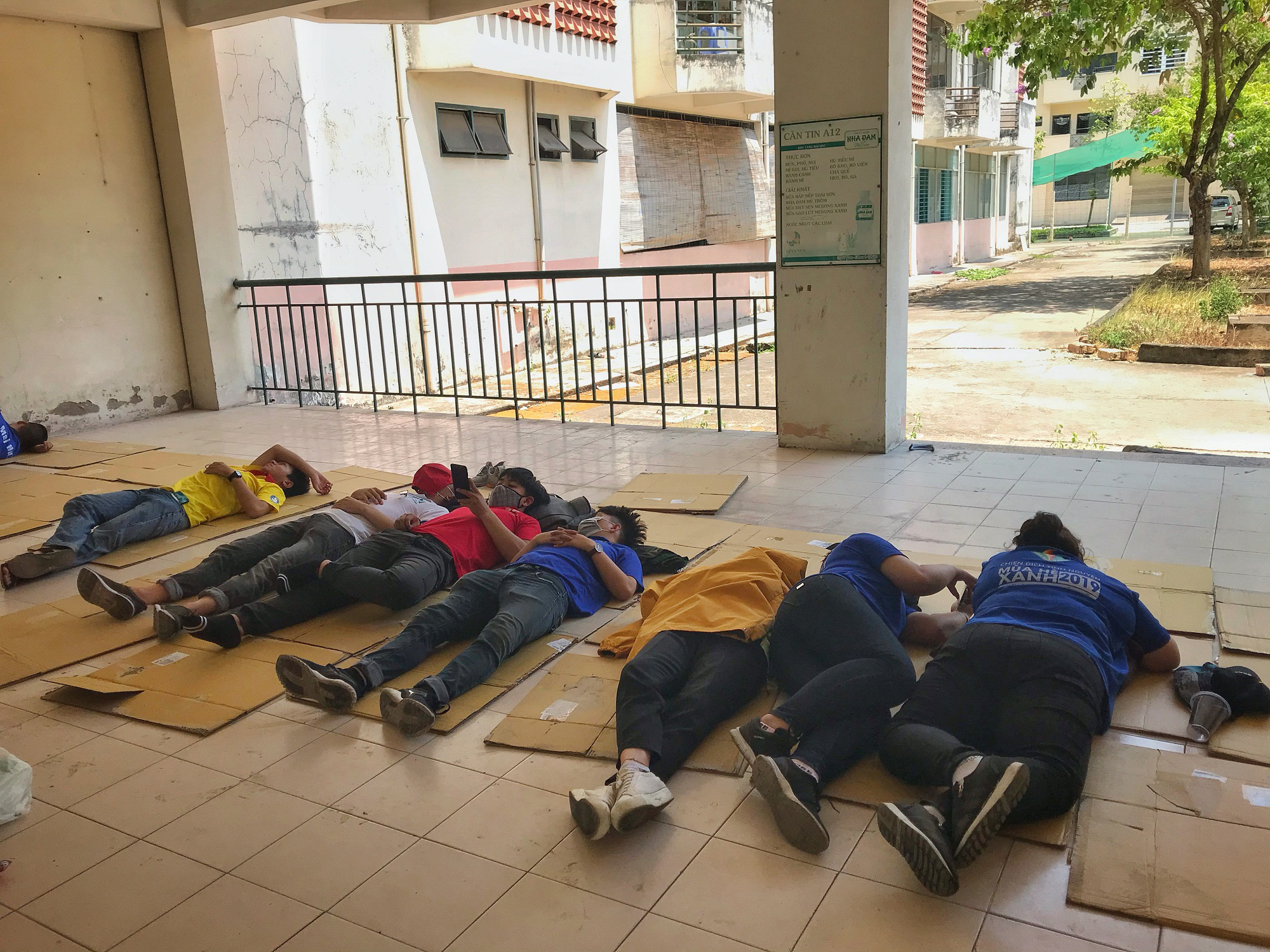 Nhật ký tình nguyện mùa Covid 19 - những người thầm lặng chẳng mong được tôn vinh - Ảnh 16. Nhật ký tình nguyện mùa Covid 19 - những người thầm lặng chẳng mong được tôn vinh - Ảnh 16.
