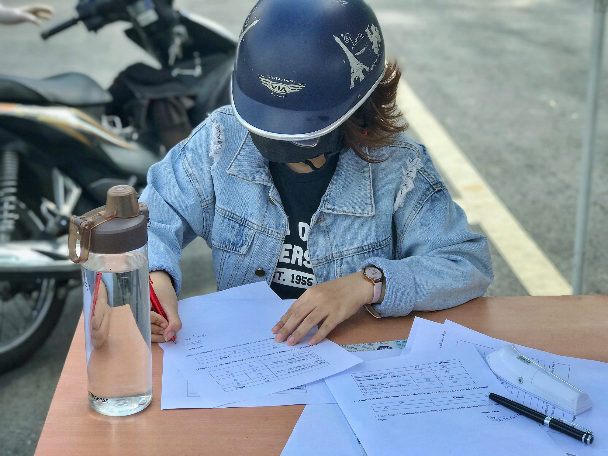 Nhật ký tình nguyện mùa Covid 19 - những người thầm lặng chẳng mong được tôn vinh - Ảnh 4. Nhật ký tình nguyện mùa Covid 19 - những người thầm lặng chẳng mong được tôn vinh - Ảnh 4.