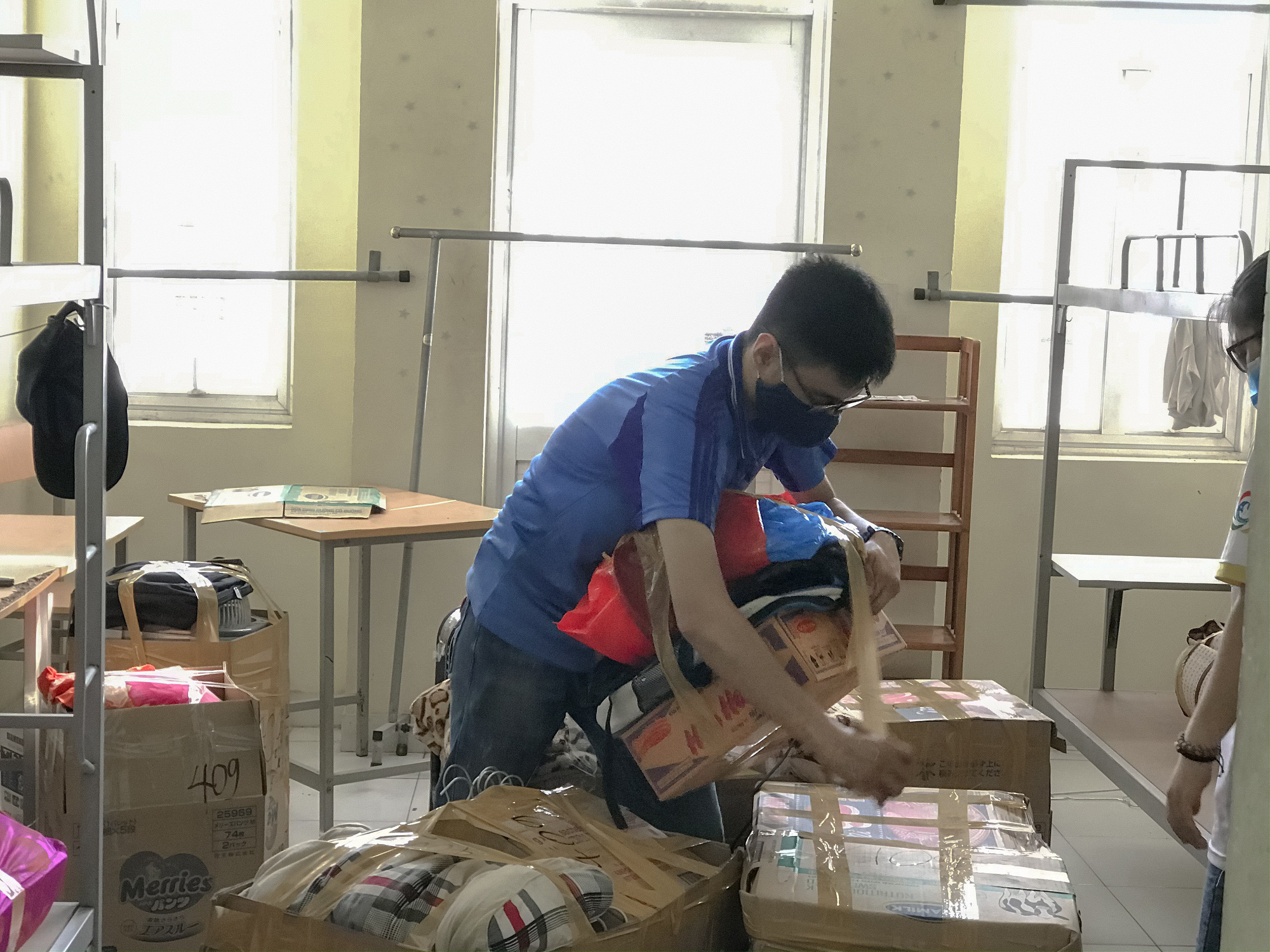 Nhật ký tình nguyện mùa Covid 19 - những người thầm lặng chẳng mong được tôn vinh - Ảnh 10. Nhật ký tình nguyện mùa Covid 19 - những người thầm lặng chẳng mong được tôn vinh - Ảnh 10.