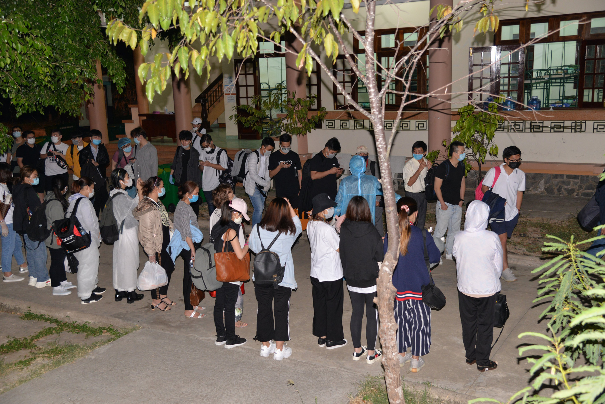 Đã xác định nguyên nhân cụ bà 81 tuổi tử vong trong khu cách ly - Ảnh 1. Đã xác định nguyên nhân cụ bà 81 tuổi tử vong trong khu cách ly - Ảnh 1.
