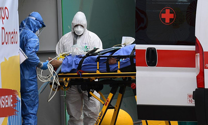 Cập nhật dịch virus corona trên thế giới ngày 29/3: Số người tử vong ở Tây Ban Nha tăng kỉ lục, Mỹ tiếp tục là vùng dịch lớn nhất thế giới - Ảnh 2. Cập nhật dịch virus corona trên thế giới ngày 29/3: Số người tử vong ở Tây Ban Nha tăng kỉ lục, Mỹ tiếp tục là vùng dịch lớn nhất thế giới - Ảnh 2.
