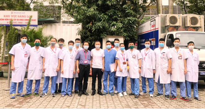 'Ổ dịch' Covid-19 tại Bệnh viện Bạch Mai: ĐH Y Hà Nội tạm dừng học lâm sàng - Ảnh 1.