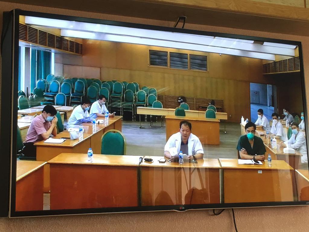 7 nhóm có nguy cơ cao mắc Covid-19 tại Bệnh viện Bạch Mai - Ảnh 2. 7 nhóm có nguy cơ cao mắc Covid-19 tại Bệnh viện Bạch Mai - Ảnh 2.