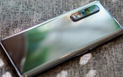 Giữ giá hay tăng nhẹ, lựa chọn nào cho OPPO Find X2?