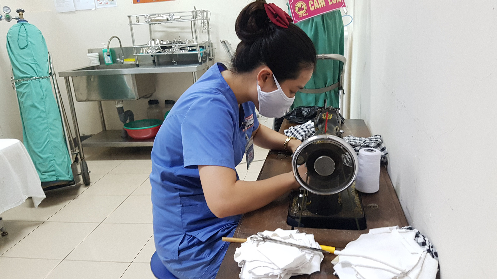 Bác sĩ tình nguyện vào tâm dịch Covid-19: 'Chọn nghề phải xứng với nghề!' - Ảnh 5.