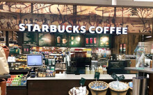 Cho nhân viên nghỉ vì dịch, Apple, Adidas, Starbucks trả lương thế nào
