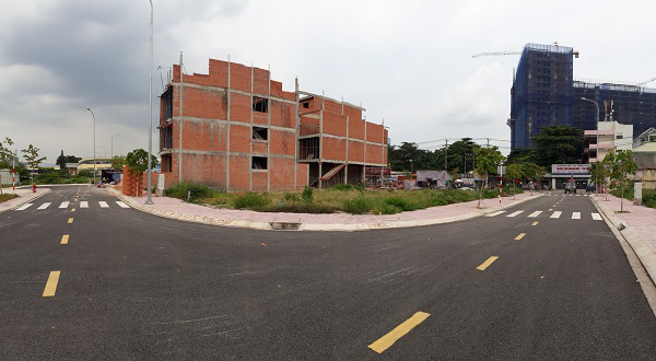 TP HCM: Đất nền vùng ven vẫn âm thầm tăng giá - Ảnh 2. TP HCM: Đất nền vùng ven vẫn âm thầm tăng giá - Ảnh 2.