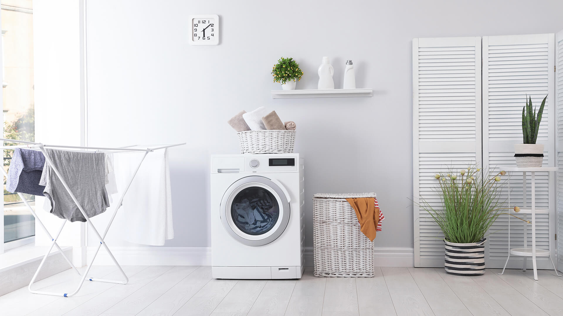 Nhiều sản phẩm điện lạnh giảm giá trong mùa dịch - Ảnh 4. Nhiều sản phẩm điện lạnh giảm giá trong mùa dịch - Ảnh 4.