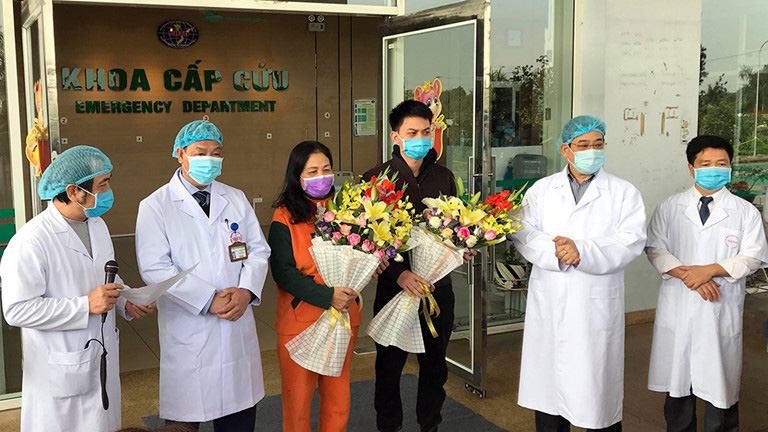 Thêm hai trường hợp âm tính, Việt Nam đã chữa thành công 57 ca mắc Covid-19 - Ảnh 1. Thêm hai trường hợp âm tính, Việt Nam đã chữa thành công 57 ca mắc Covid-19 - Ảnh 1.