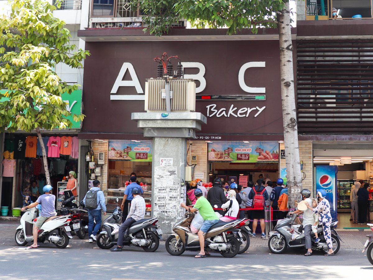 Báo Mỹ khen bánh mì thanh long của ông Kao Siêu Lực có hương vị tinh tế và ấn tượng - Ảnh 3. Báo Mỹ khen bánh mì thanh long của ông Kao Siêu Lực có hương vị tinh tế và ấn tượng - Ảnh 3.