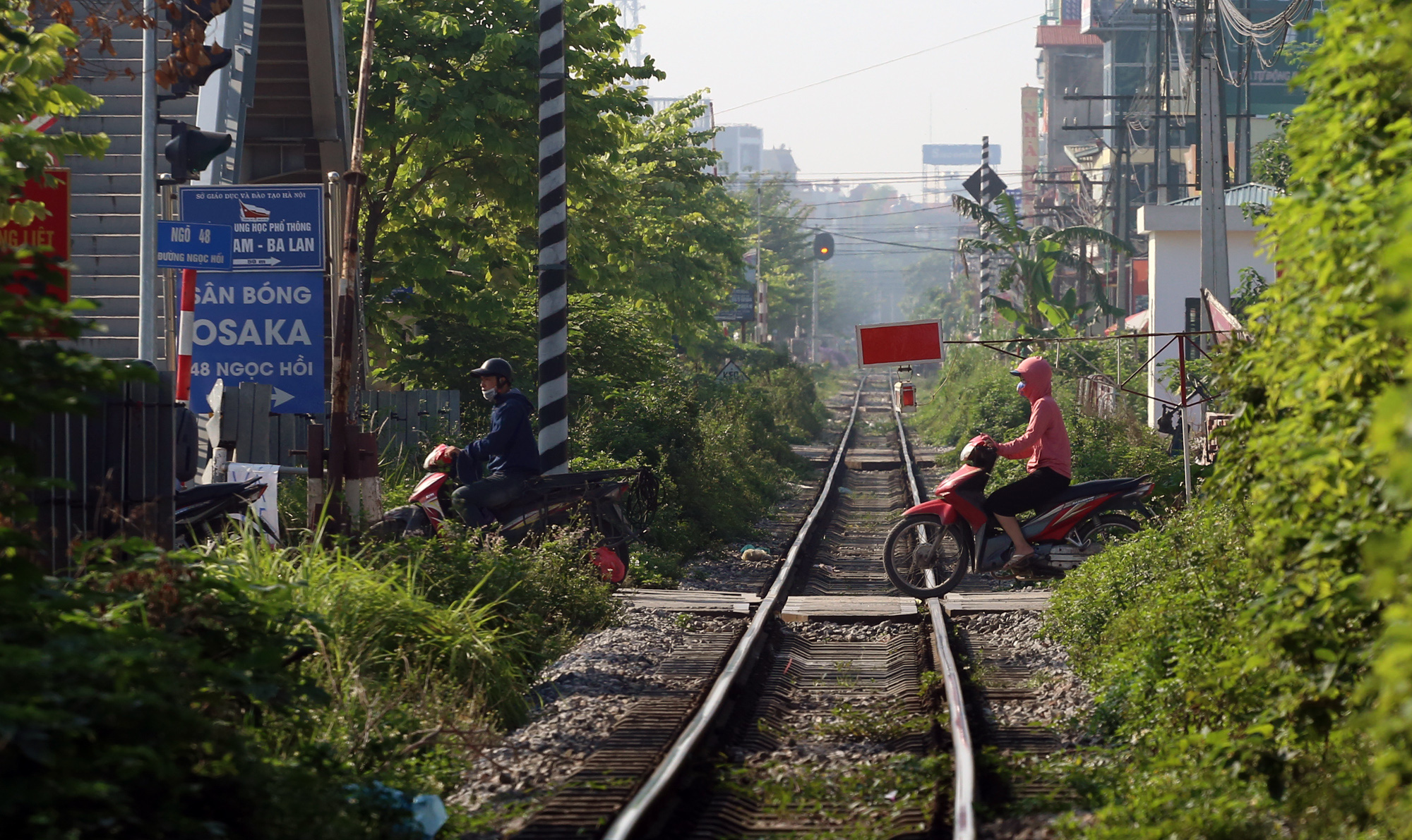 'Cứu' ngành đường sắt: Giao vốn hay đặt hàng vẫn vướng? - Ảnh 3. 'Cứu' ngành đường sắt: Giao vốn hay đặt hàng vẫn vướng? - Ảnh 3.