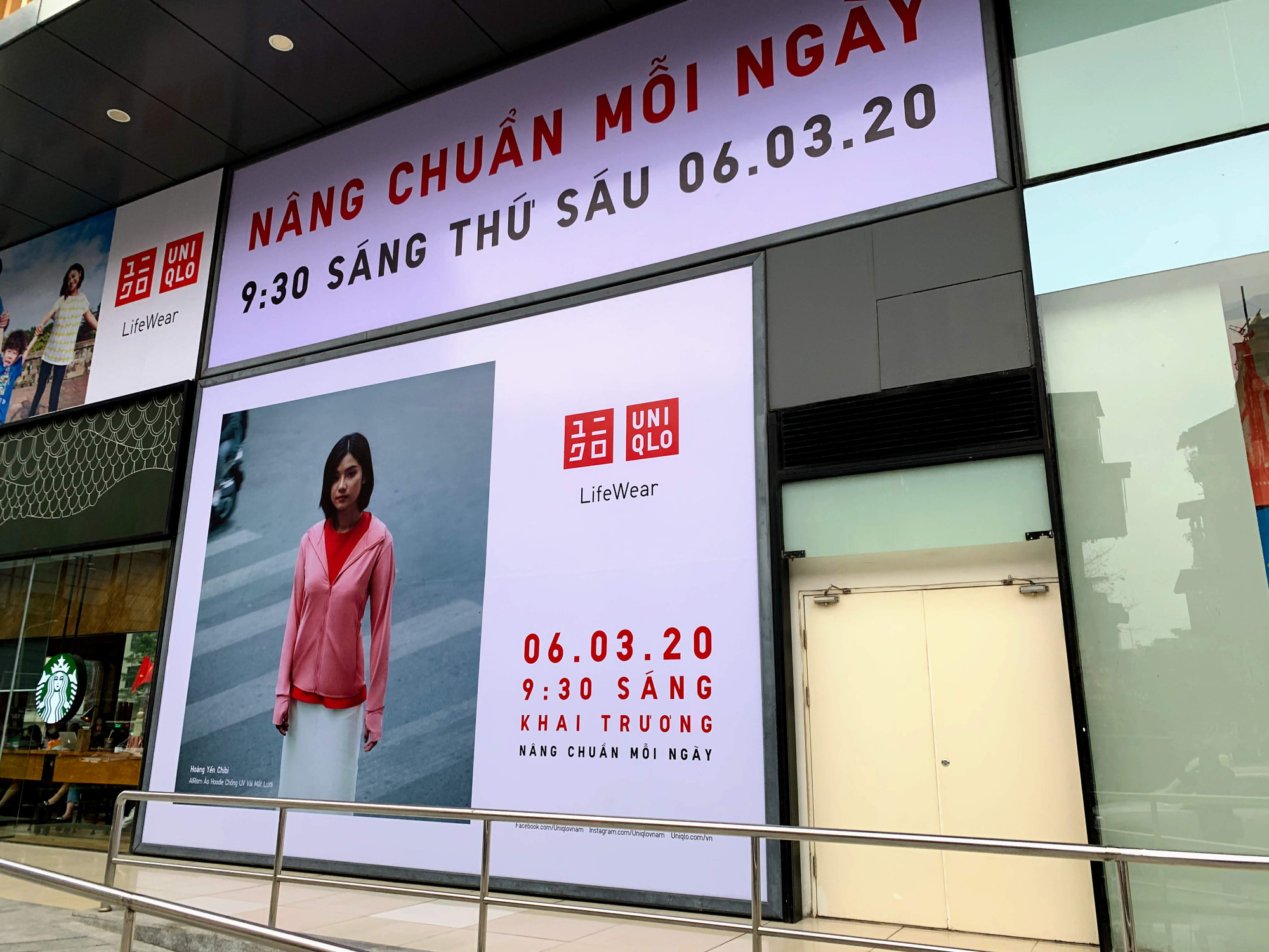 Bên trong cửa hàng Uniqlo lớn nhất Đông Nam Á ở Hà Nội có gì? - Ảnh 3.
