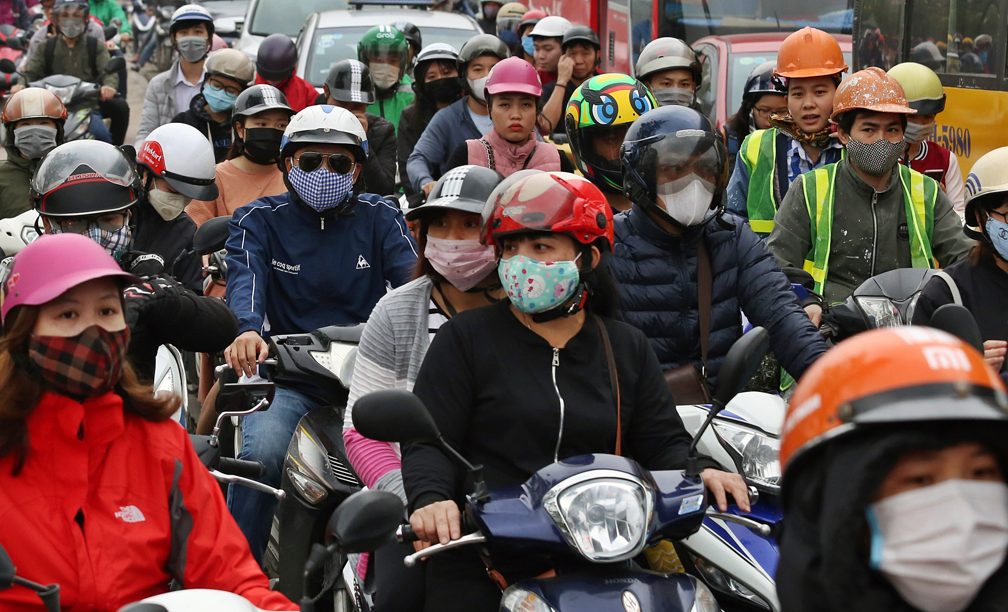Nút giao Hồ Tùng Mậu - Lê Đức Thọ: Điểm ùn tắc mới phát sinh ở Hà Nội - Ảnh 8. Nút giao Hồ Tùng Mậu - Lê Đức Thọ: Điểm ùn tắc mới phát sinh ở Hà Nội - Ảnh 8.