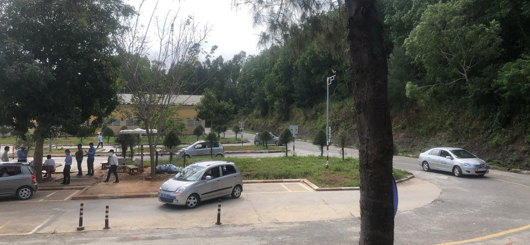 Ồ ạt học lấy bằng lái ô tô: Coi chừng sập bẫy, bị lừa! - Ảnh 1. Ồ ạt học lấy bằng lái ô tô: Coi chừng sập bẫy, bị lừa! - Ảnh 1.