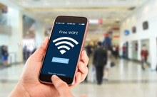 Có nên sử dụng WiFi miễn phí nơi công cộng?