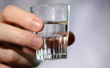 Rượu Vodka đang bị tận dụng để thay thế nước rửa tay khô phòng dịch Covid-19